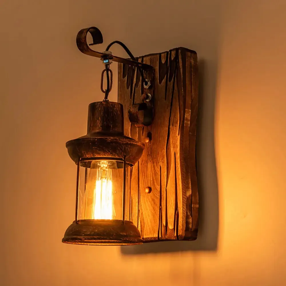 1-Light Industrial Lantern Wall Mount with Clear Glass Shade - Ideal for Restaurants