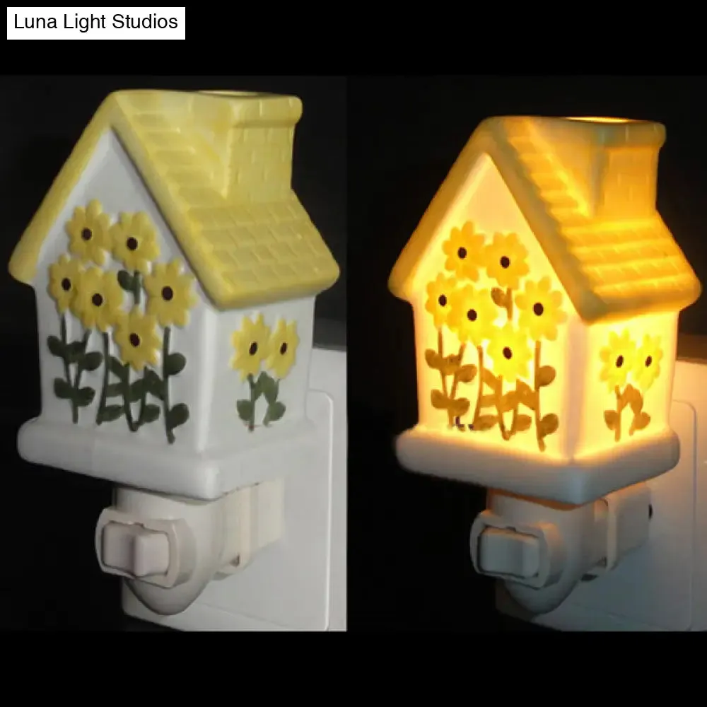 1 Light Lodge Ceramics Wall Sconce Night Light with Lighthouse Design - Pink/White/Yellow