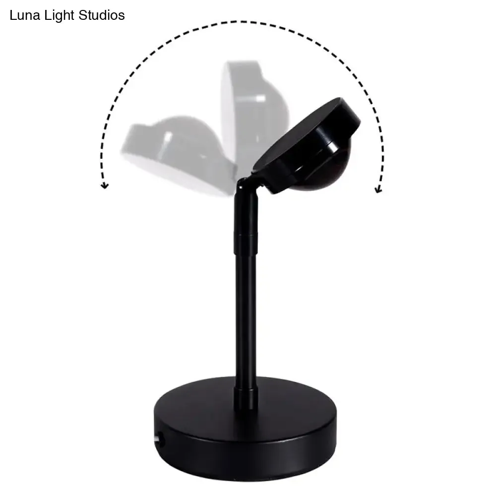 Aluminum USB Table Lamp - Sunset Glow LED Spotlight in Black for Contemporary Bedroom Lighting