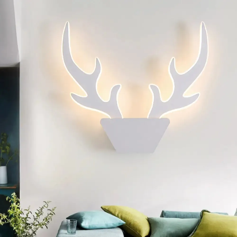 Art Deco LED Antlers Acrylic Wall Sconce Light Fixture in Warm/White Light, White/Black Lamp