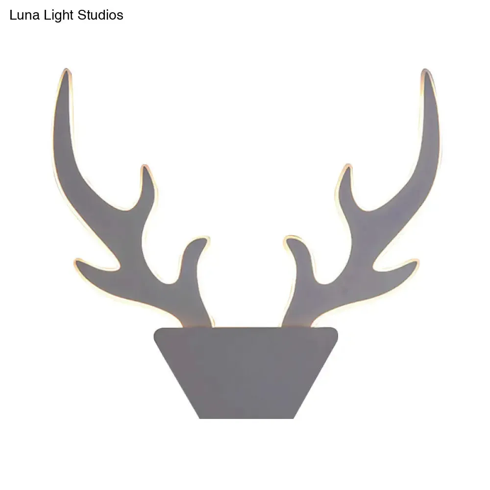 Art Deco LED Antlers Acrylic Wall Sconce Light Fixture in Warm/White Light, White/Black Lamp