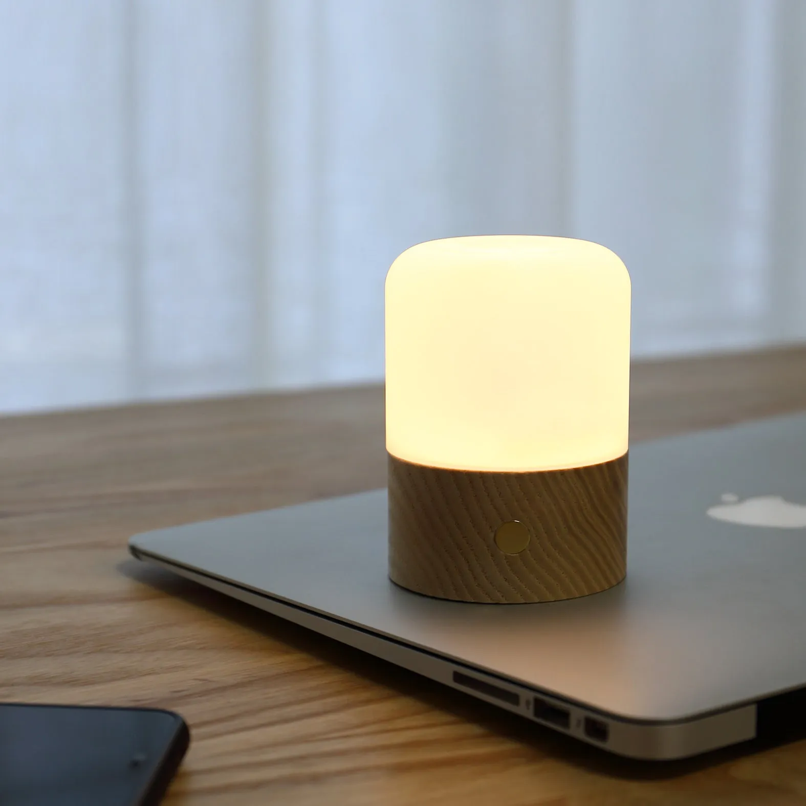 Bella Smart Diffuser Lamp