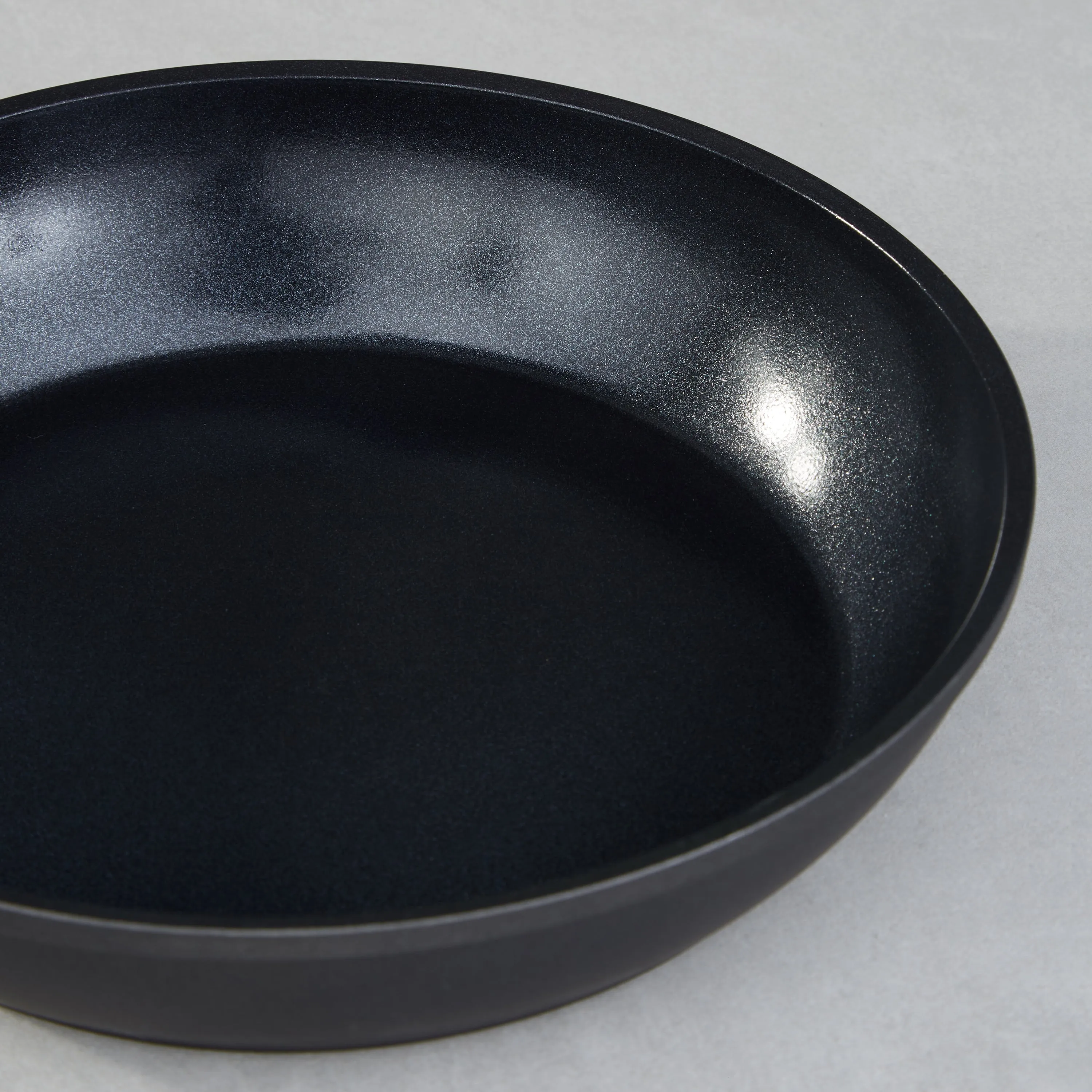 BergHOFF DiNA Helix Nonstick Ceramic Frying Pan 9.5", Recycled Aluminum