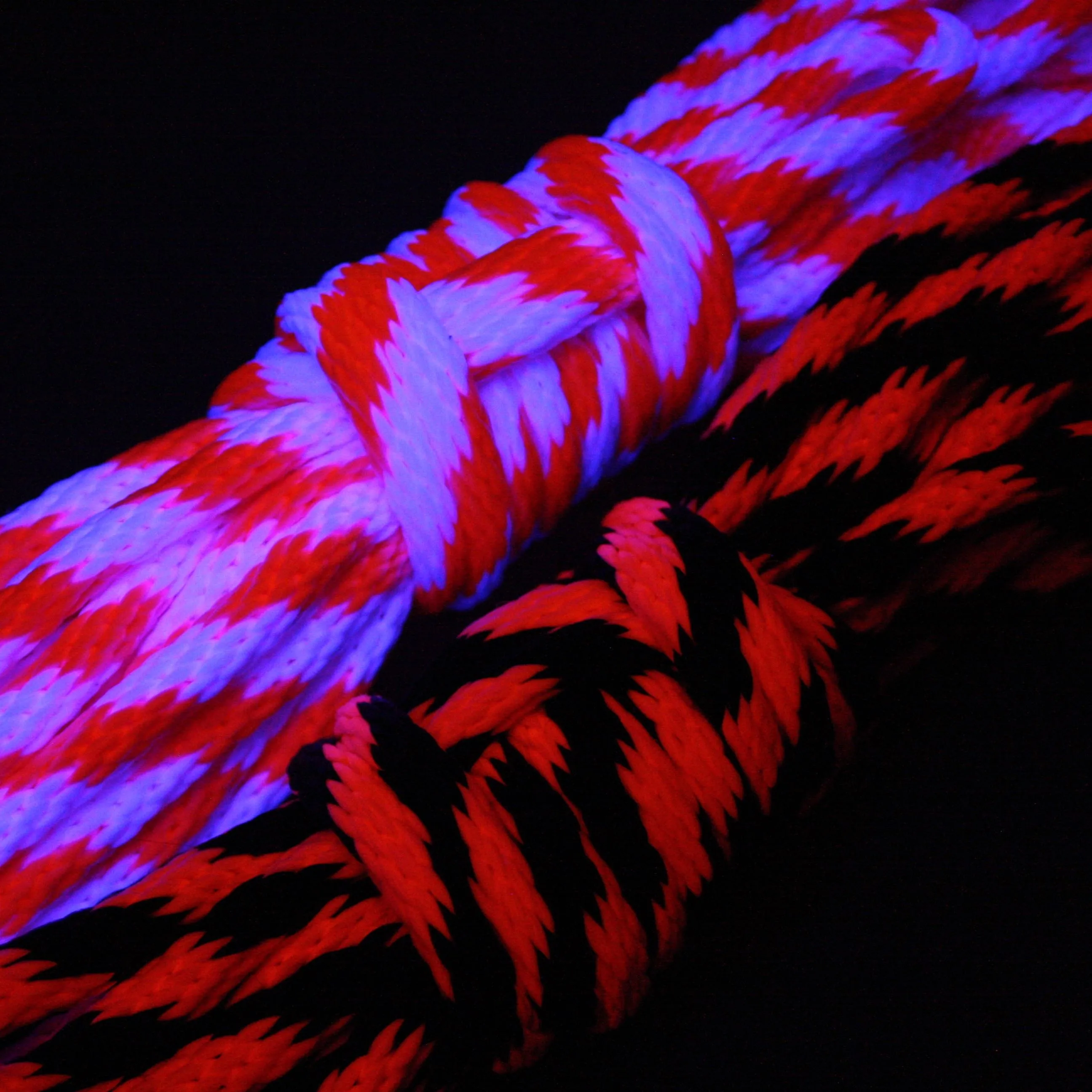 Blacklight Reactive Bondage Rope – 5/16" –  8mm – Solid Braid MFP Rope - 30ft