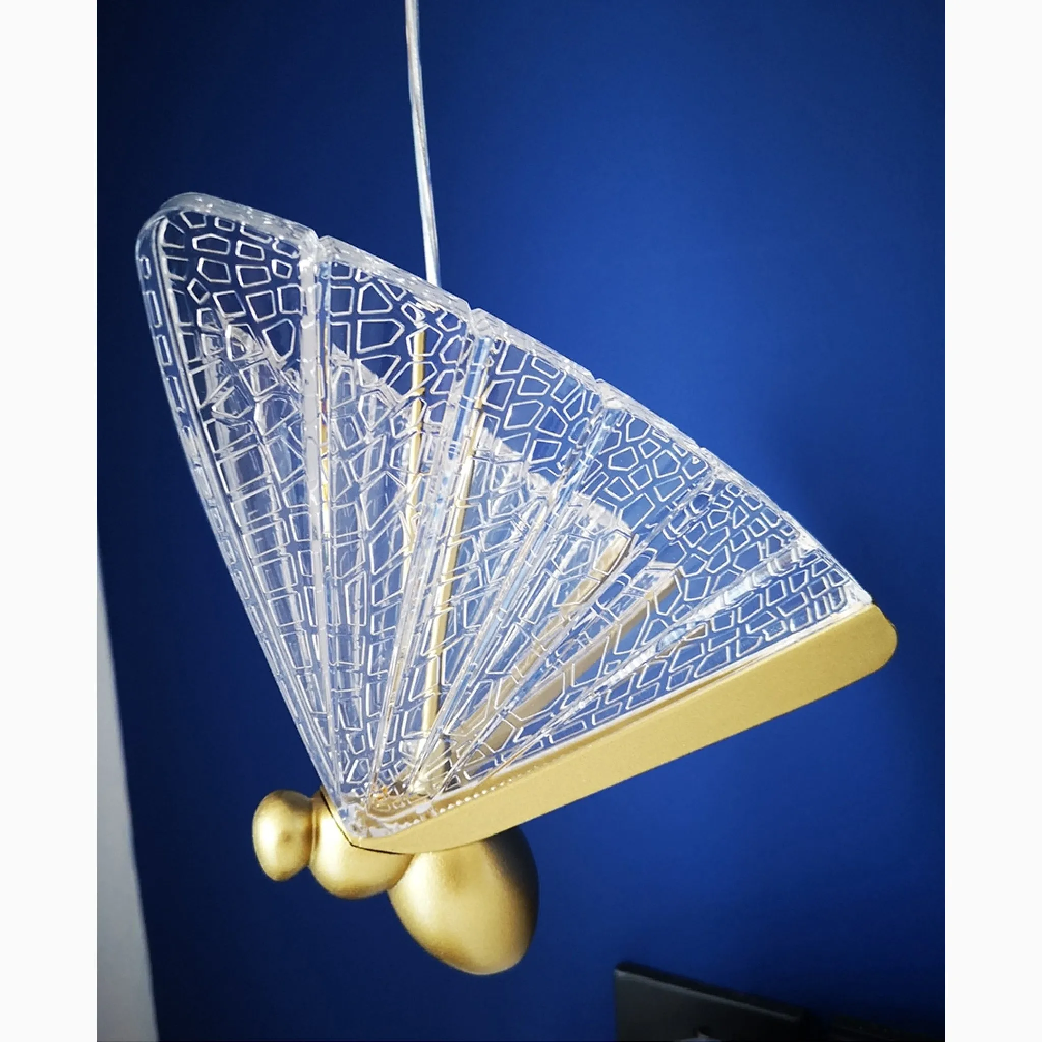 Cervo | Crystal Pendant Light with Hanging Butterflies