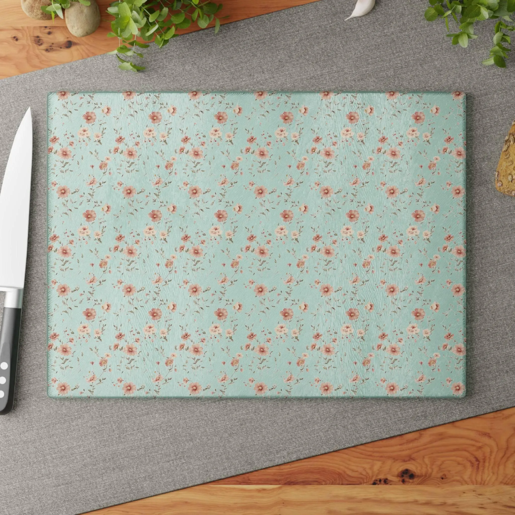 Floral Design Glass Cutting Board - Elegant Kitchen Decor & Gift Idea