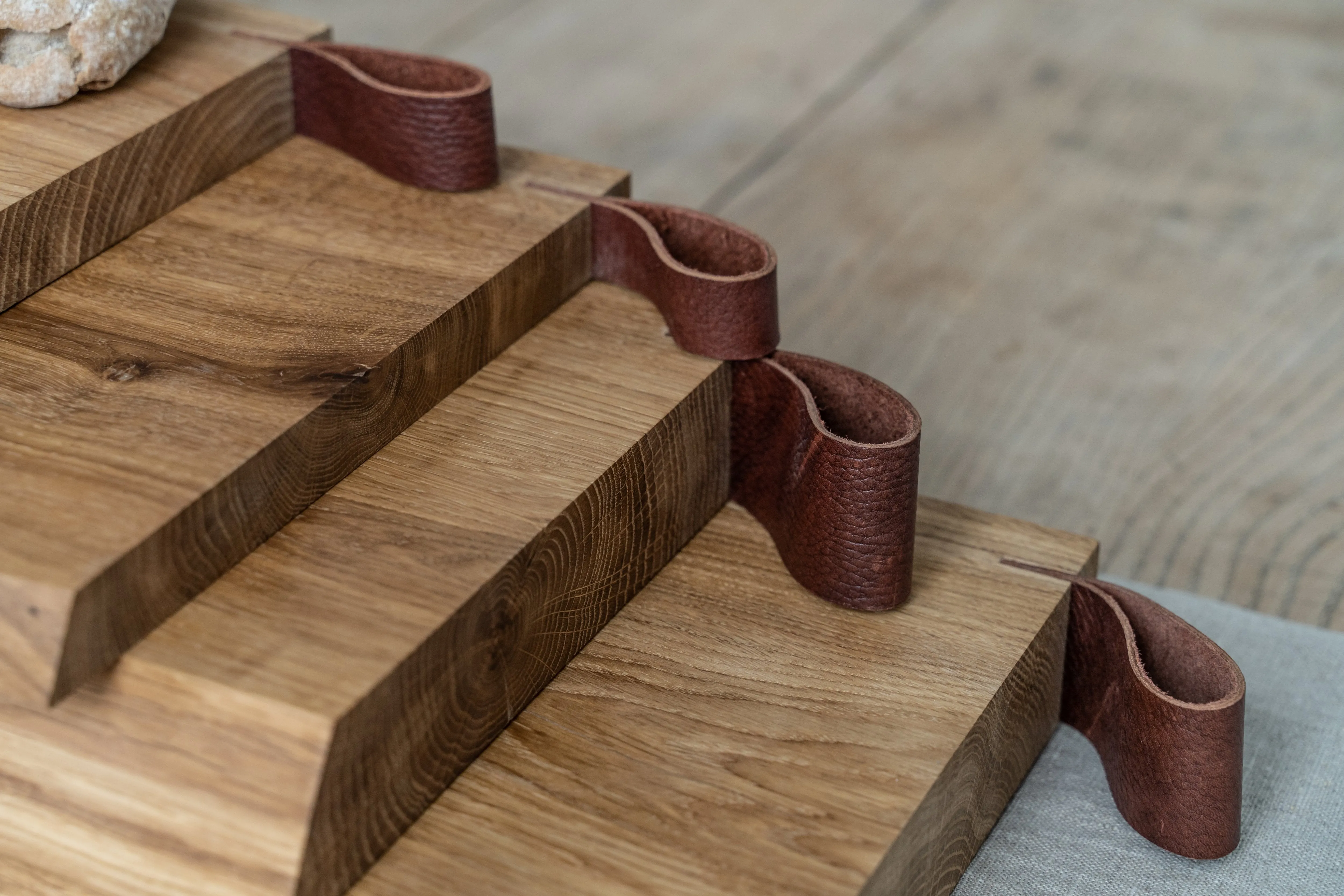 Mediea Large Oak Cutting Board