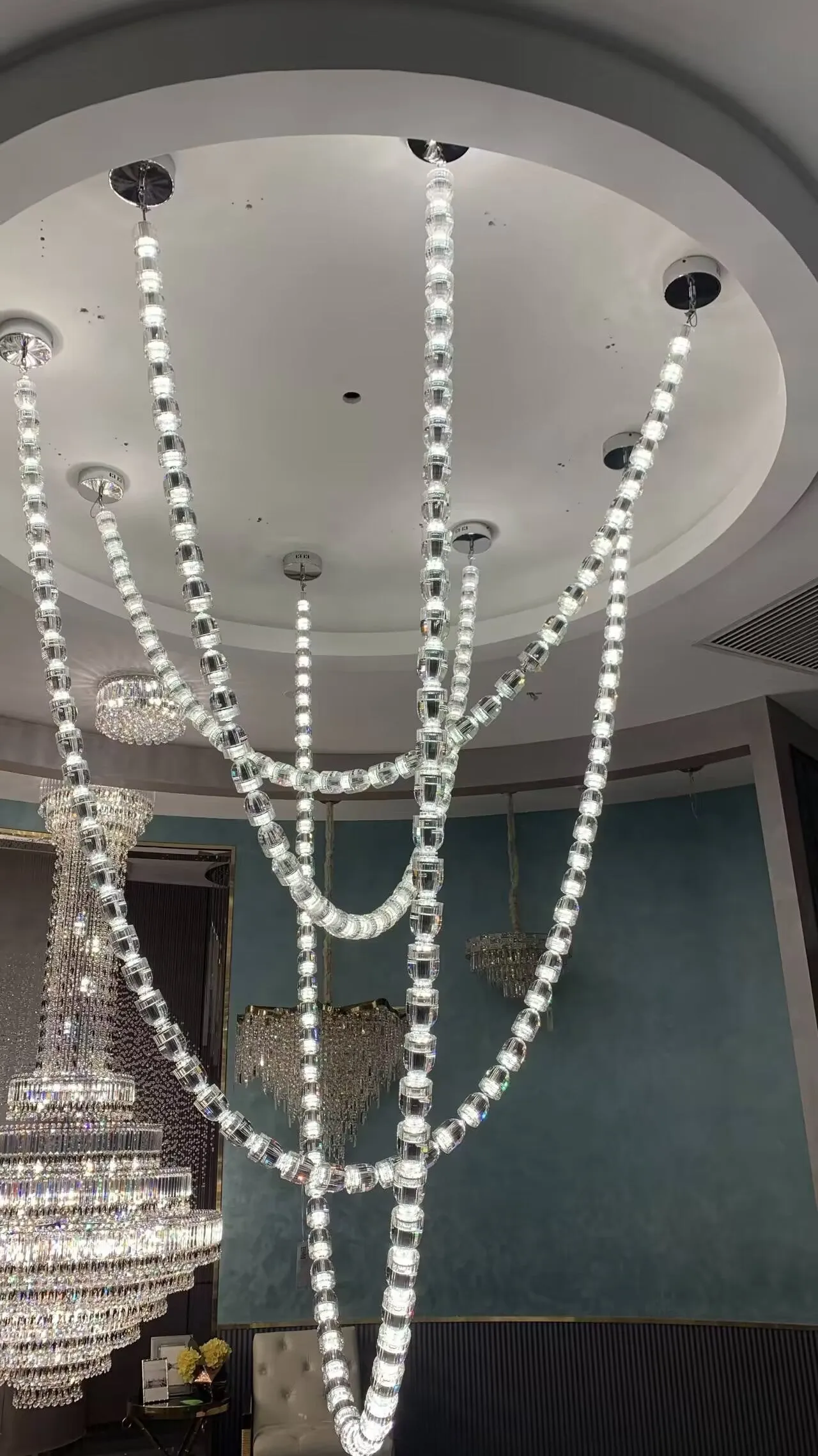 Modern Crystal Bullet  Necklace Chain Chandelier for Living Room/Staircase/Foyer/Hotel/Restaurant