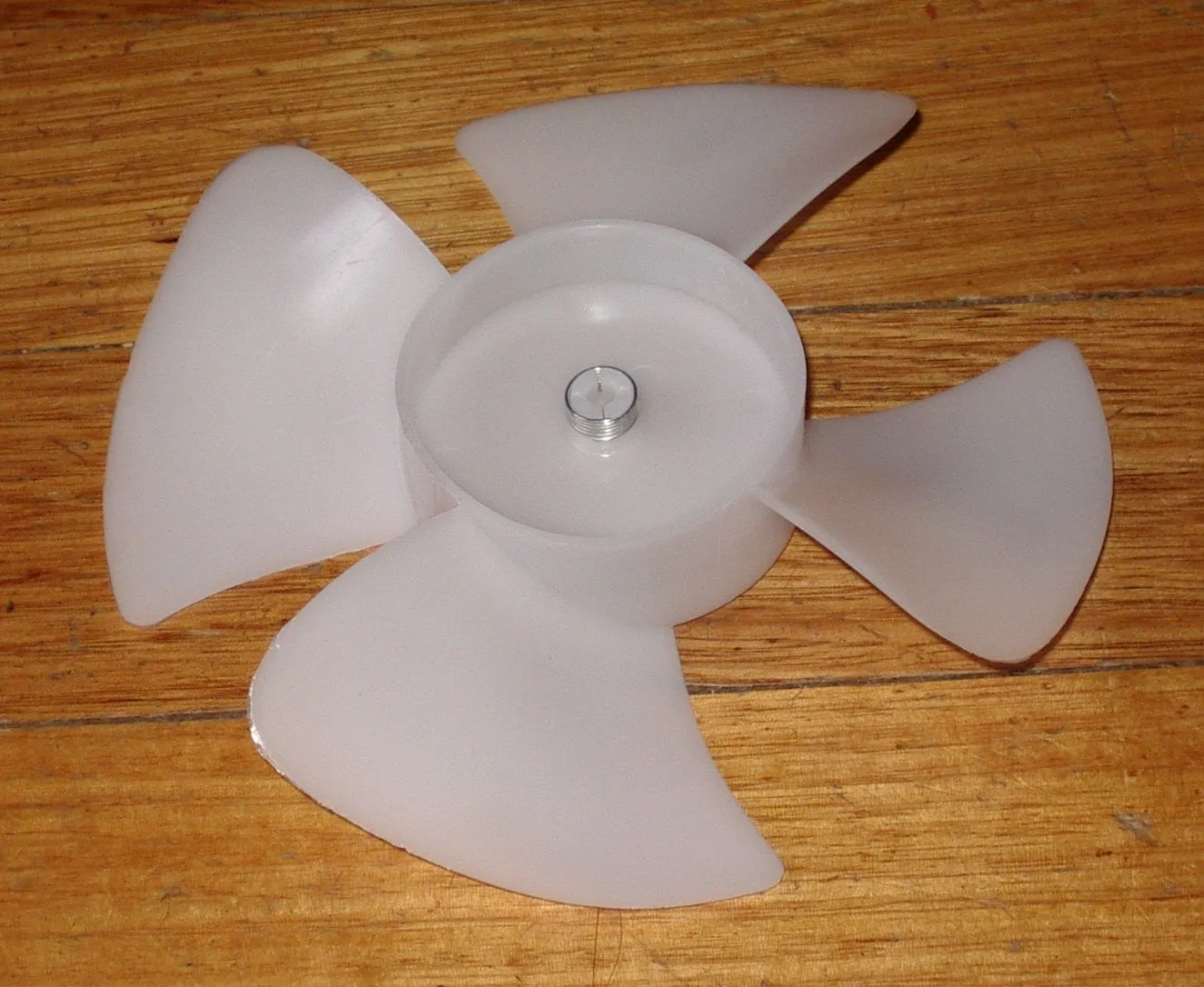 Universal Fridge, Freezer Utility Fan Motor & Fan Blade - Part # RFSM-672A